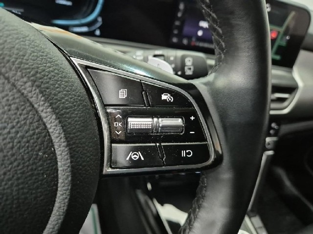 6061000228R15.jpg