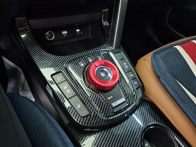 6061001196R8.jpg