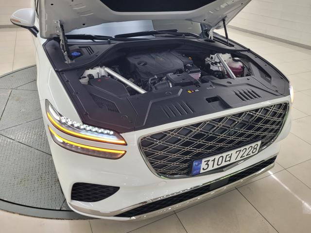 ebfb6ff5f4f0398b6e2f0a770d72d7f8.jpeg
