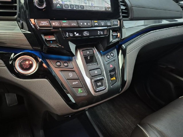 6061001982R8.jpg