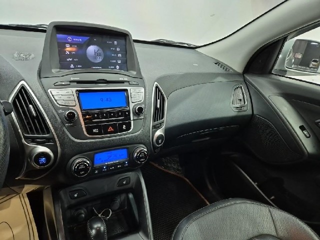 6091000009R10.jpg