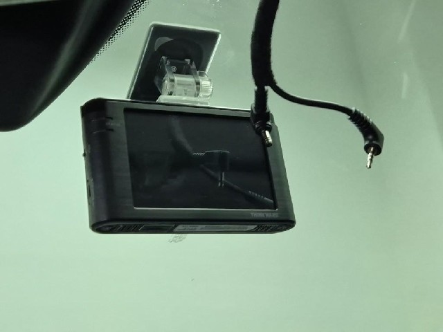 6061000838R16.jpg
