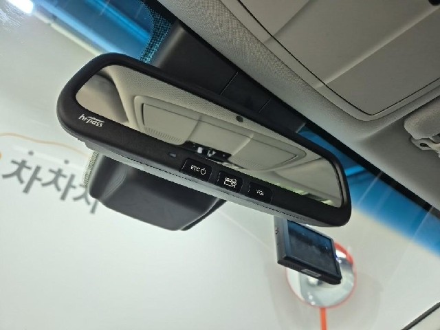 6061001364R17.jpg