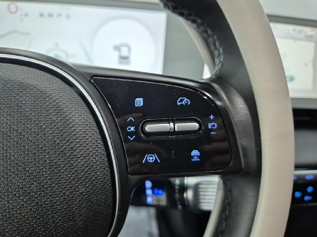 6061002599R15.jpg