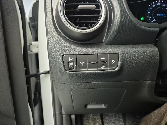 6061502317R17.jpg