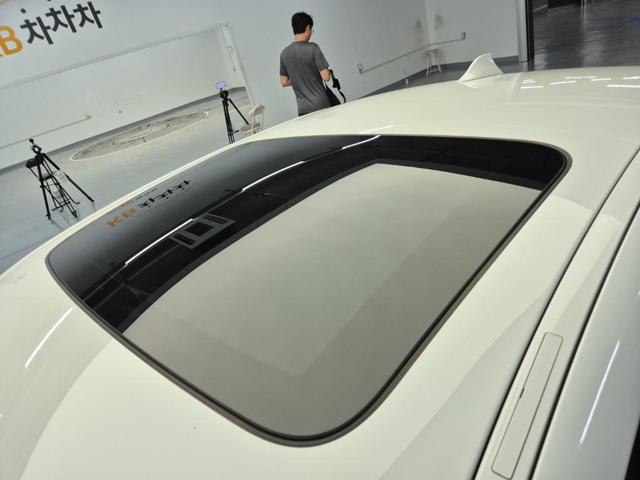 6071500320R13.jpg