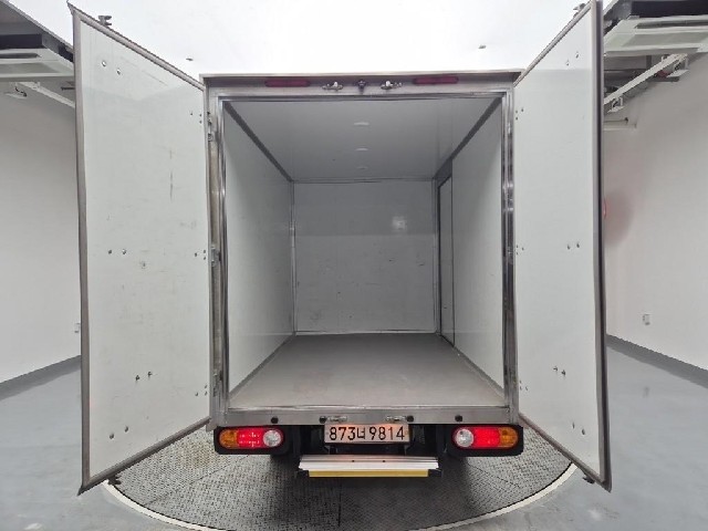 6021001232R10.jpg