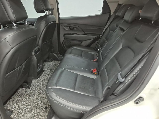 6041002082R12.jpg