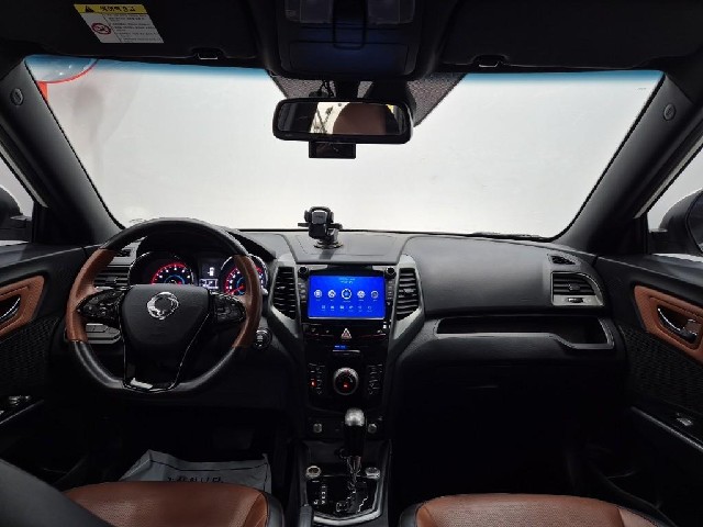 6051000787R7.jpg
