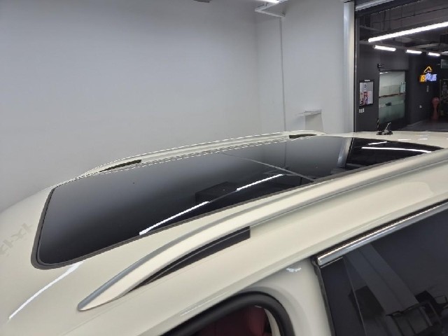 6051501309R13.jpg