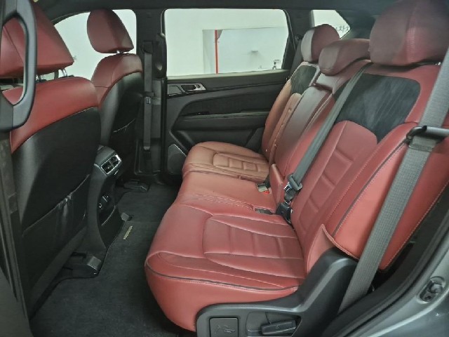 6051501429R12.jpg