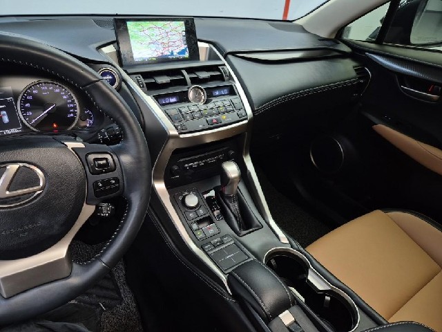 6051501773R10.jpg