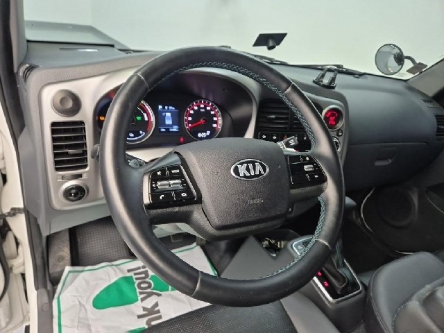 6051501879R8.jpg
