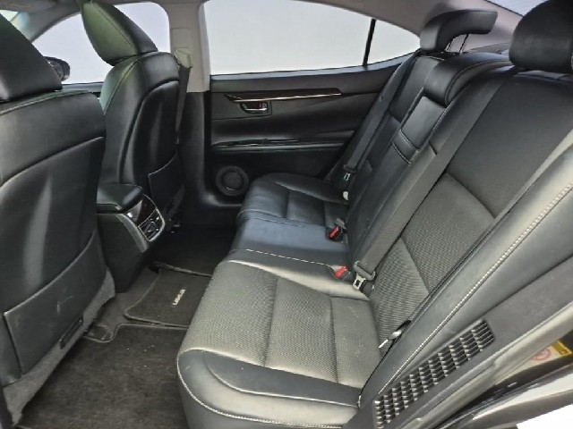 6061501744R12.jpg