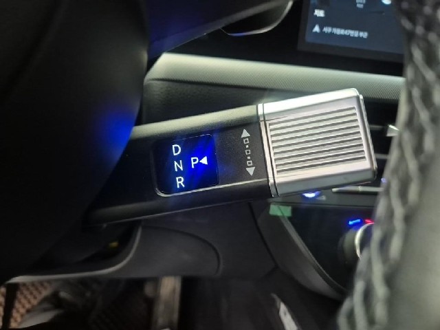 6061000157R8.jpg