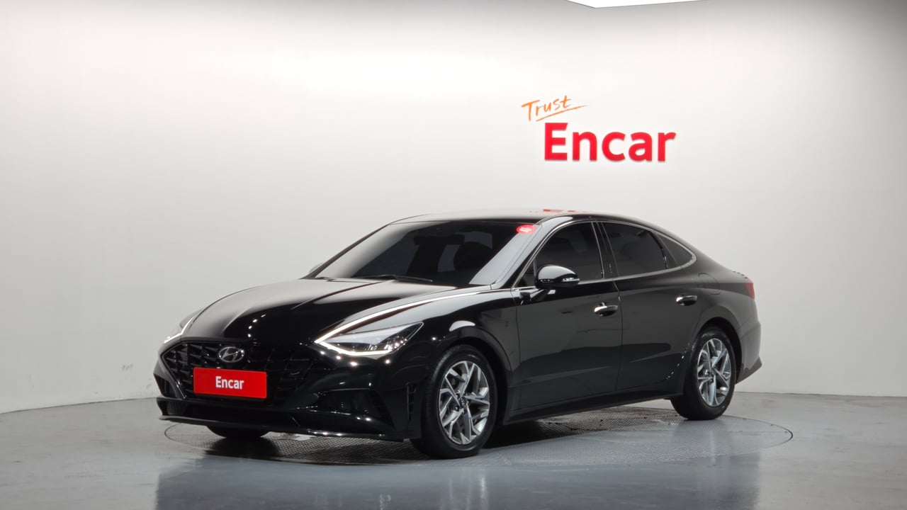 2022 Hyundai Sonata, photo 1 of 1
