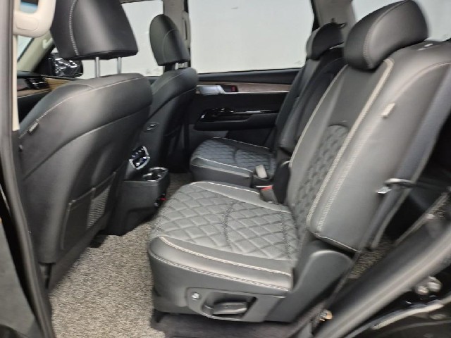 6061500151R12.jpg