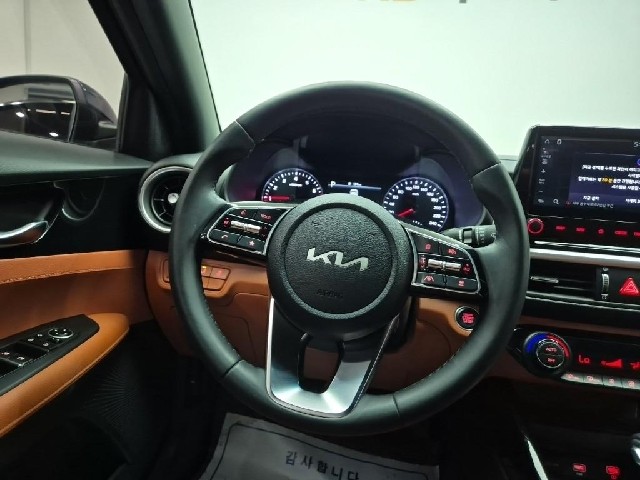6061000195R9.jpg