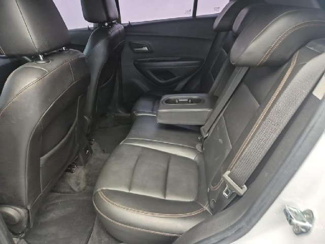6011000078R12.jpg