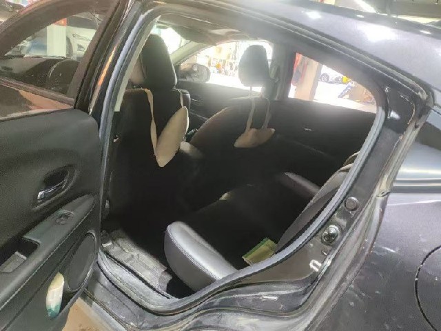 f70ab98122491fa2f6b2cdf18678cf81.jpeg