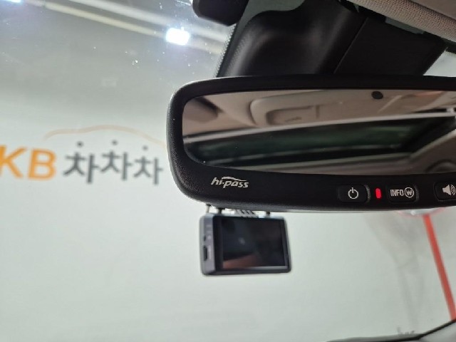 6091000490R18.jpg