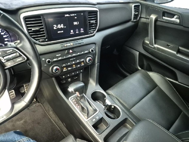 6011500856R10.jpg