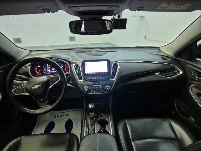 6011501760R6.jpg