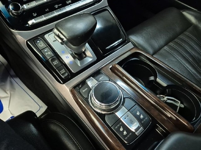 6021501595R8.jpg