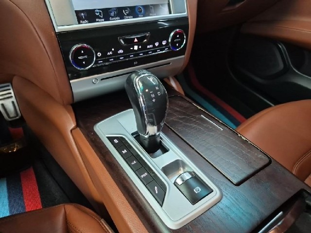 6061500693R8.jpg