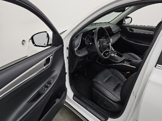 75f140e48794f84285a850451c709863.jpeg