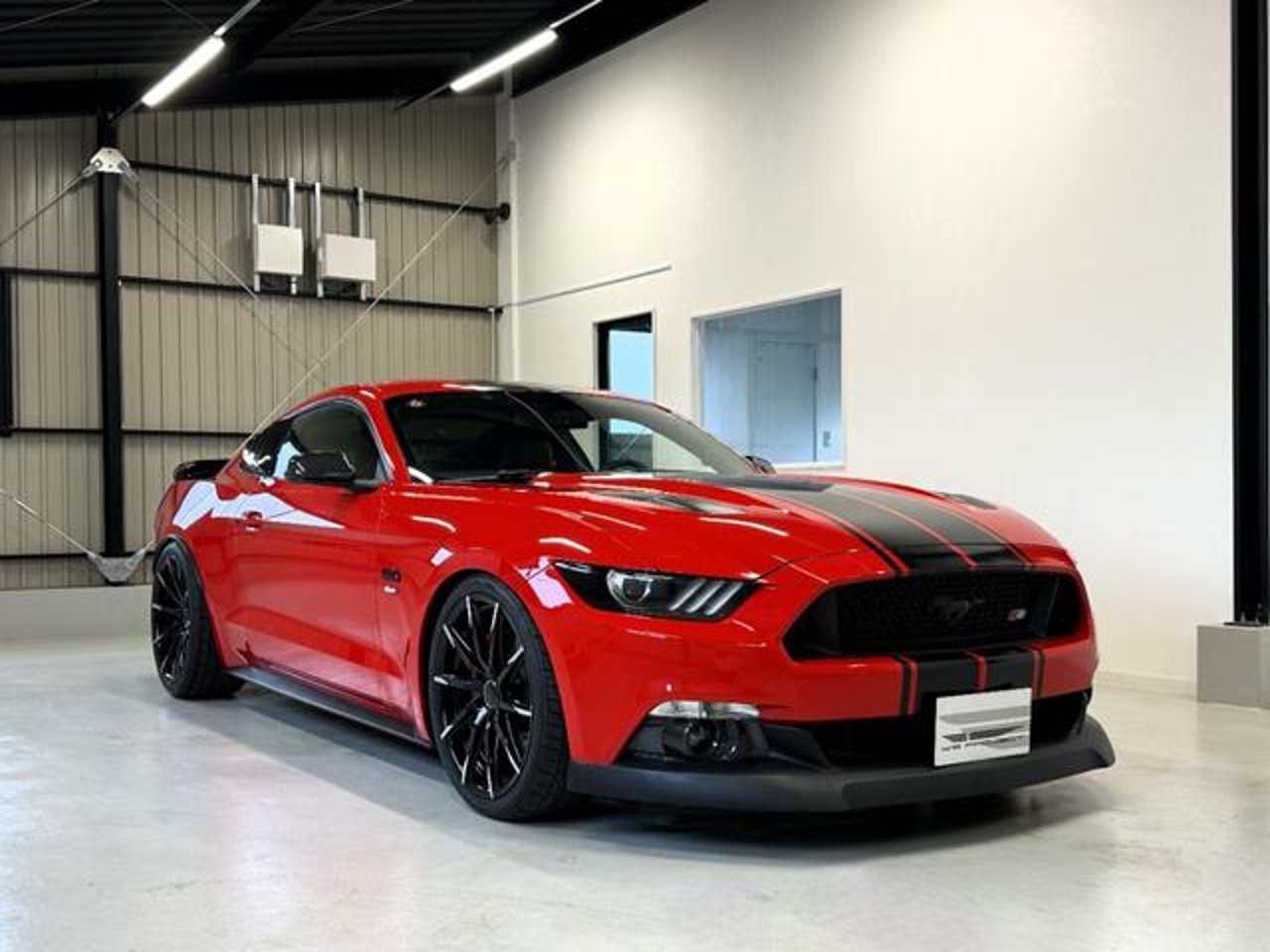 2019 Ford Mustang, photo 1 of 12