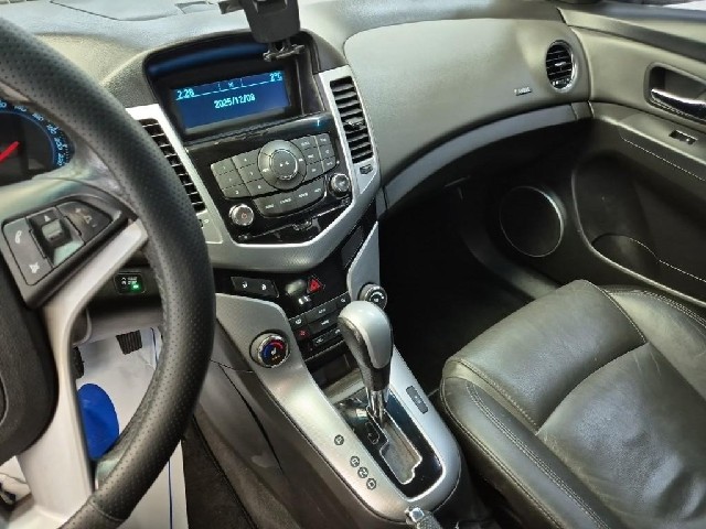 5121000393R10.jpg