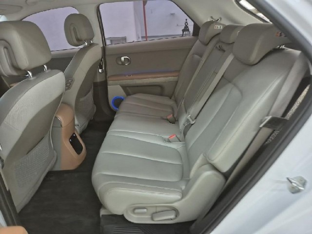 6081501416R12.jpg