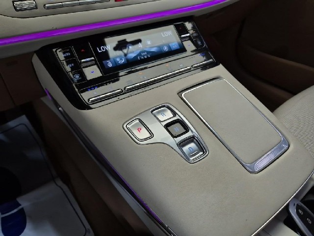 6081501479R8.jpg