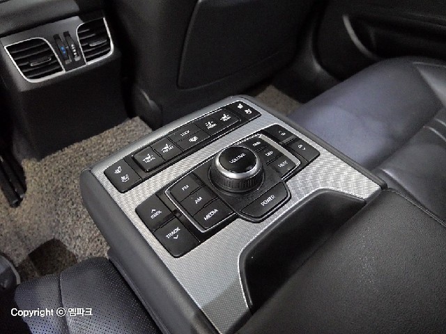 6051501472R12.jpg