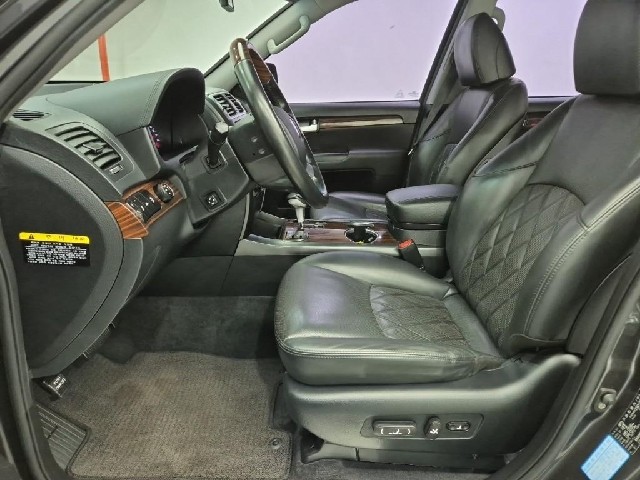 6081001663R11.jpg