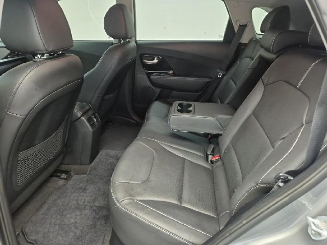 6081500386R12.jpg