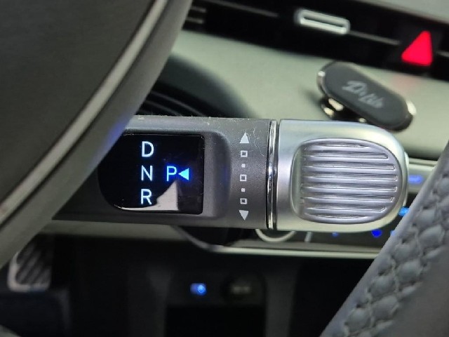 6081500647R8.jpg