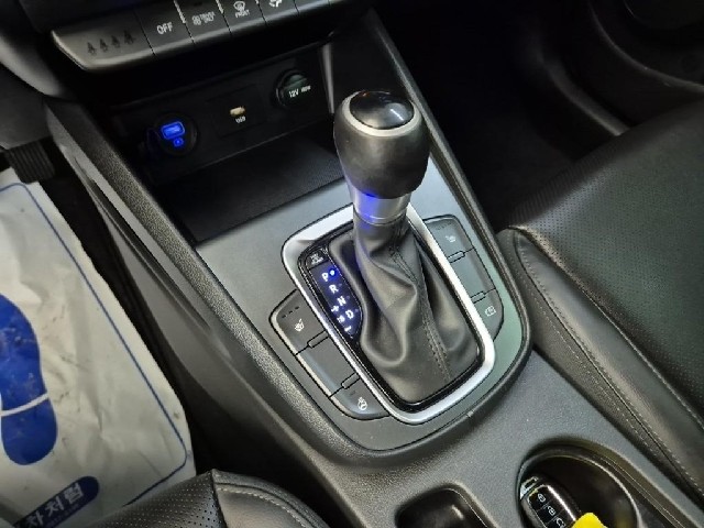 6081500605R8.jpg