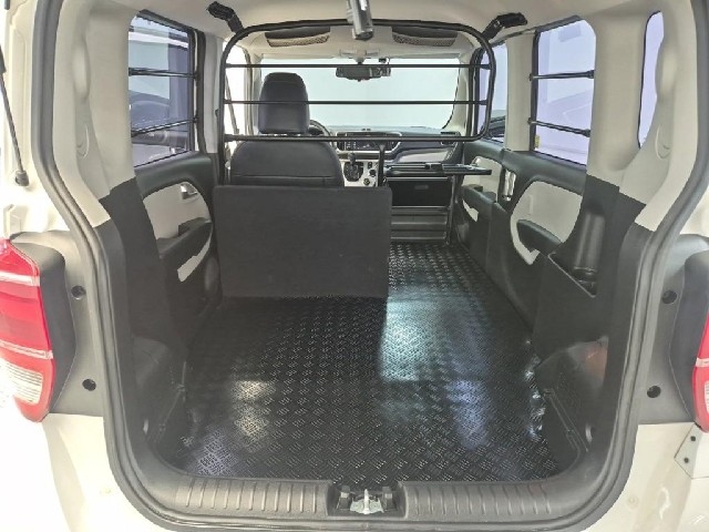 6091500083R17.jpg