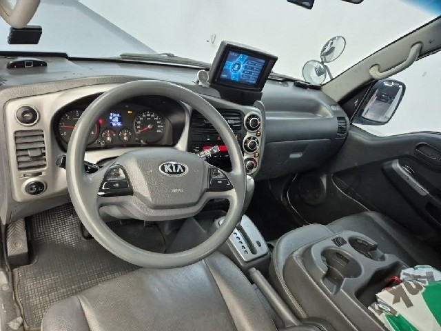 6081500983R6.jpg