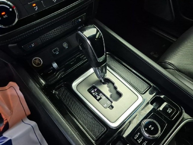 6081000959R8.jpg