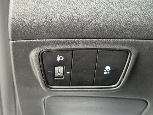 6081001909R18.jpg