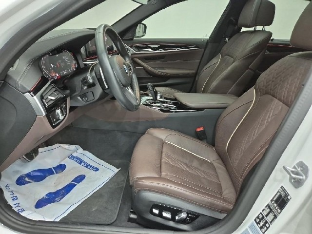 6081001397R11.jpg