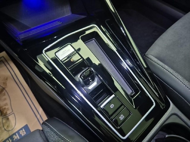 6081501168R8.jpg