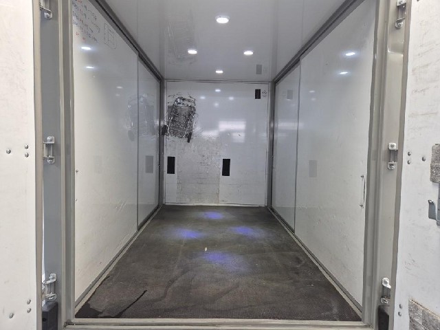 6091500074R17.jpg