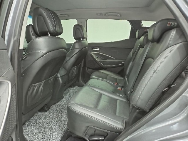 6081001672R12.jpg