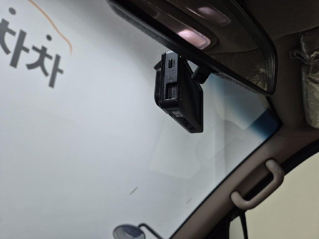 6091000460R17.jpg