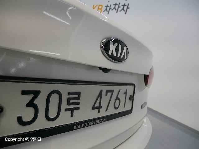 4031501556R18.jpg