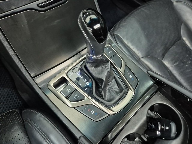 6091000697R8.jpg